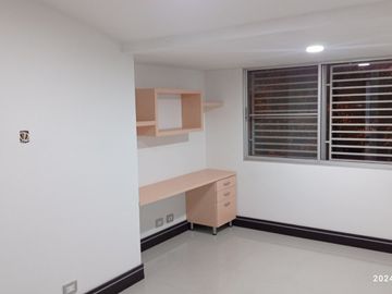 VENTA ESPACIOSA Y ESTRATEGICA CASA EN CONDOMINIO, CIUDAD JARDIN, SECTOR HOLGUINES, SUR CALI..