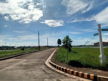 300sqm Lot For Sale in La Alegria Silay. Near Entrance Gate.