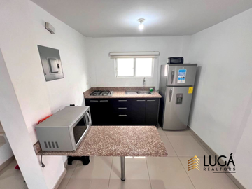 Casa 3 dormitorios de oportunidad en venta, urbanización privada sector Vía Circunvalación Manta