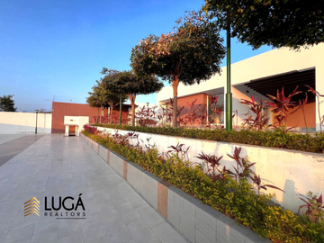 Casa 3 dormitorios de oportunidad en venta, urbanización privada sector Vía Circunvalación Manta
