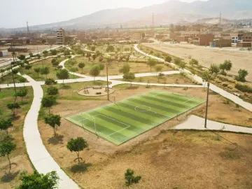 Terreno Comercial de 130m2 en Av. Santa Maria, Carabayllo