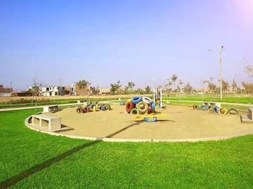 Terreno Comercial de 130m2 en Av. Santa Maria, Carabayllo