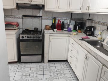 Venta de casa en la Avda. Atahualpa de la ciudad de Ibarra
