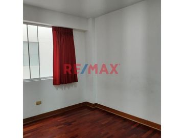 Se Vende Hermoso Dpto En Piso 2 - Ca. General Iglesias En Miraflores