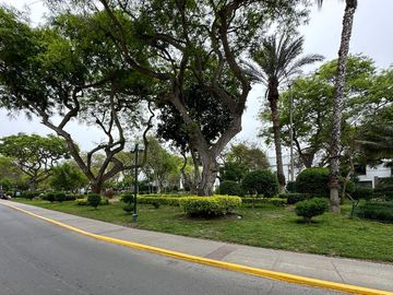 Lindo departamento a 1/2 cuadra del parque Melitón Porras en Miraflores