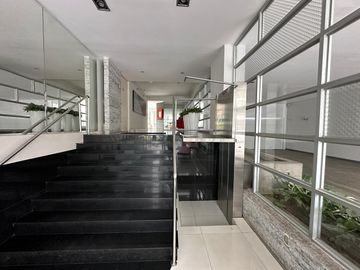 Lindo departamento a 1/2 cuadra del parque Melitón Porras en Miraflores