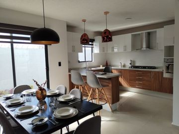 CASA NUEVA AL SUR DE  PACHUCA DE 3 HABITACIONES