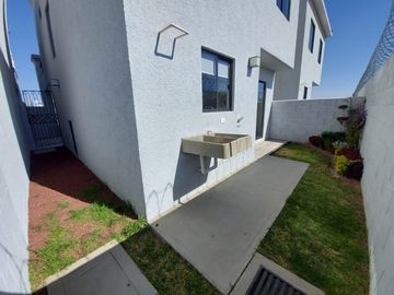 CASA NUEVA AL SUR DE  PACHUCA DE 3 HABITACIONES