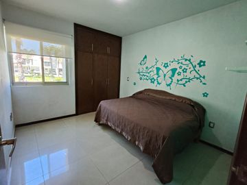 Casa en esquina en venta dentro de Coto Alhambra, Real de Valdepeñas