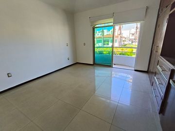 Casa en esquina en venta dentro de Coto Alhambra, Real de Valdepeñas