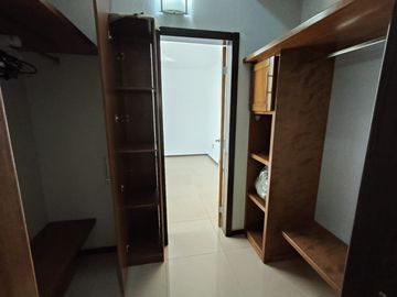 Casa en esquina en venta dentro de Coto Alhambra, Real de Valdepeñas