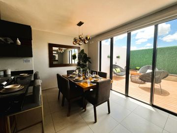Venta de casa con roof en en Zibatá, Querétaro.
