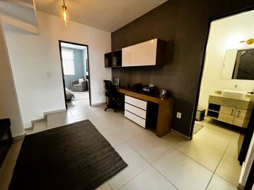 Venta de casa con roof en en Zibatá, Querétaro.