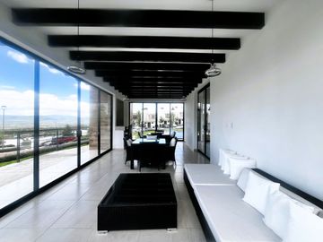 Venta de casa con roof en en Zibatá, Querétaro.