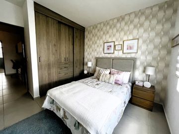 Venta de casa con roof en en Zibatá, Querétaro.