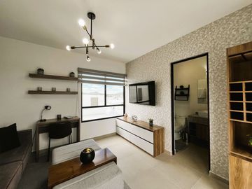 Venta de casa con roof en en Zibatá, Querétaro.