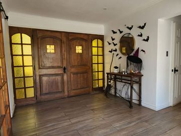 VENTA DE PARCELA EN CONDOMINIO, SECTOR CARAMPANGUE, ISLA DE MAIPO. A 45 MINUTOS DE STGO.  Valor: 10.500 UF Gastos comunes: $100.000  CARACTERÍSTICAS