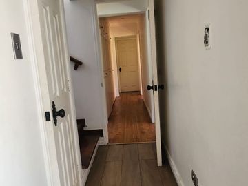 VENTA DE PARCELA EN CONDOMINIO, SECTOR CARAMPANGUE, ISLA DE MAIPO. A 45 MINUTOS DE STGO.  Valor: 10.500 UF Gastos comunes: $100.000  CARACTERÍSTICAS