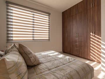 CASA VENTA, CONDOMINIO CON AMENIDADES, C: 151.99 M2 T: 127.40 M2, 3 REC. 2.5 BAÑOS.