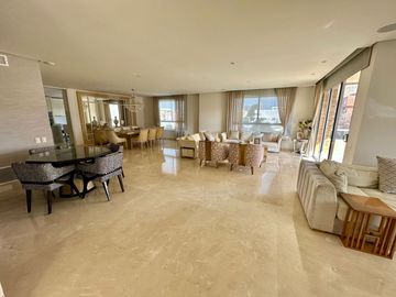 APARTAMENTO DE 4 HABITACIONES CON BAÑO