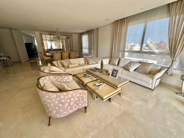 APARTAMENTO DE 4 HABITACIONES CON BAÑO