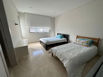 APARTAMENTO DE 4 HABITACIONES CON BAÑO