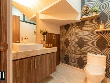 CASA VENTA, CONDOMINIO CON AMENIDADES, C: 132.75 M2 T: 119.40 M2, 3 REC. 2.5 BAÑOS.
