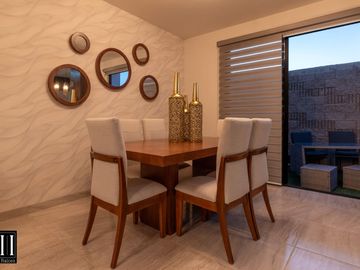 CASA VENTA, CONDOMINIO CON AMENIDADES, C: 132.75 M2 T: 119.40 M2, 3 REC. 2.5 BAÑOS.