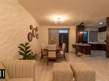 CASA VENTA, CONDOMINIO CON AMENIDADES, C: 132.75 M2 T: 119.40 M2, 3 REC. 2.5 BAÑOS.