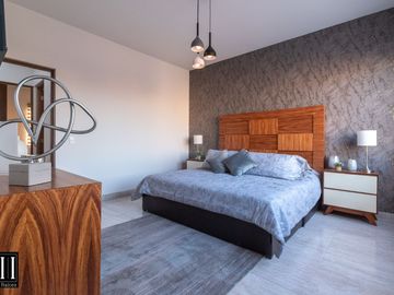 CASA VENTA, CONDOMINIO CON AMENIDADES, C: 171 M2 T: 127.40 M2, 3 REC. 2.5 BAÑOS.