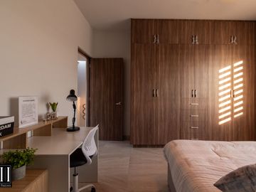 CASA VENTA, CONDOMINIO CON AMENIDADES, C: 171 M2 T: 127.40 M2, 3 REC. 2.5 BAÑOS.