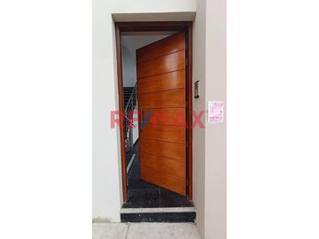 Departamento En Venta 2Do Piso, Area 100 M2