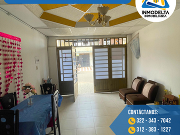 SE VENDE CASA AMPLIA CON LOCAL EN EL MANCERA