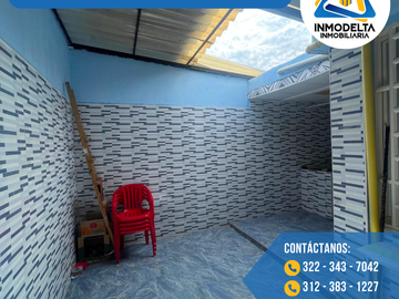 SE VENDE CASA AMPLIA CON LOCAL EN EL MANCERA