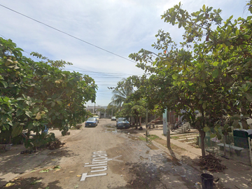 CASA EN TULIPAN, JARDINES DEL SOL, BAHIA DE BANDERAS, ¡NO CREDITOS!