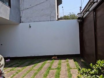 Venta De Casa En La Molina Calle Los Saucos
