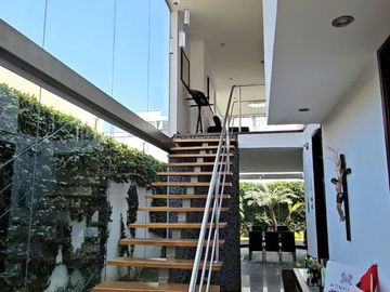 Venta De Casa En La Molina Calle Los Saucos