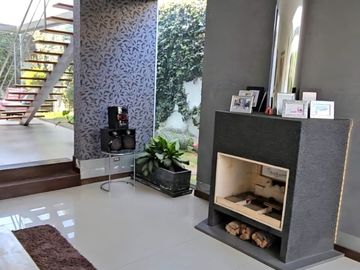 Venta De Casa En La Molina Calle Los Saucos