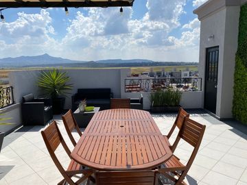 En Venta Amplio Departamento con Roof Garden a 30 mins del AIFA.