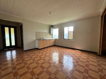 Se Vende Amplia Propiedad Habitacional / Comercial  en Avenida principal de Paillaco, Región de Los Ríos.