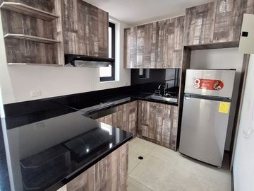 VENTA SUITE LA PRIMAVERA SECTOR CUMBAYA