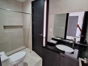 VENTA SUITE LA PRIMAVERA SECTOR CUMBAYA