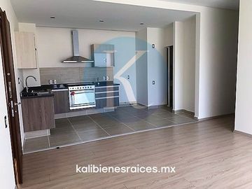 Departamento en PB con jardín privado de 65 m2 en conjunto con amenidades.