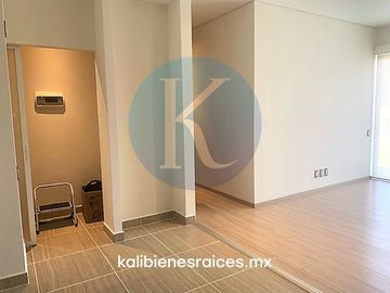 Departamento en PB con jardín privado de 65 m2 en conjunto con amenidades.