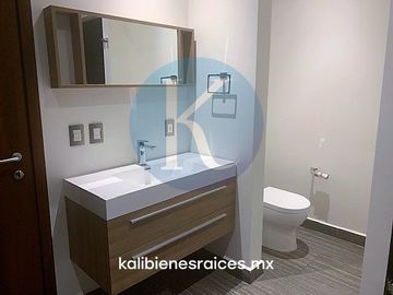 Departamento en PB con jardín privado de 65 m2 en conjunto con amenidades.