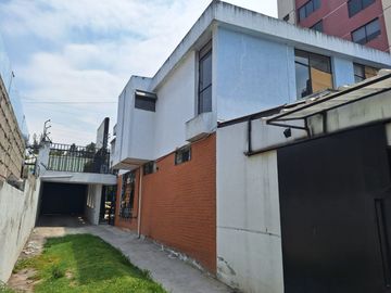 VENTA TERRENO COMERCIAL AV 6 DE DICIEMBRE SECTOR C.C. QUICENTRO SHOPPING