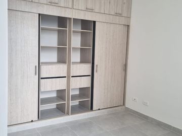 APARTAMENTO EN VENTA - LAZIO - SAMECO