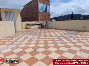 Se vende casa 2 pisos con terraza y lote en Buga-valle, Barrio El Albergue