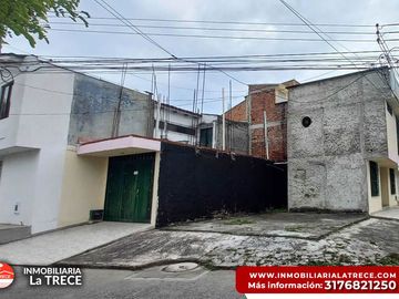 Se vende casa 2 pisos con terraza y lote en Buga-valle, Barrio El Albergue