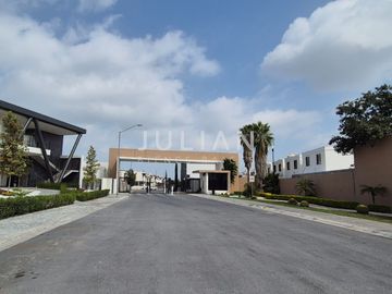 Casa en venta en Residencial San Francisco